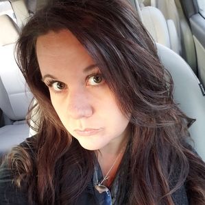 Meet your Posher, Kori j